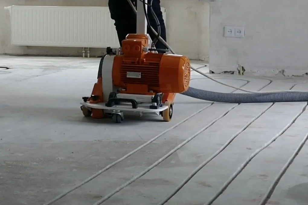 Plancher chauffant fraisé dans le gypse : une solution de faible épaisseur